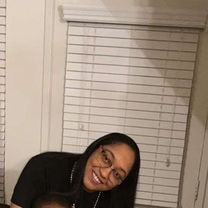 Meet your Posher, Shantalay